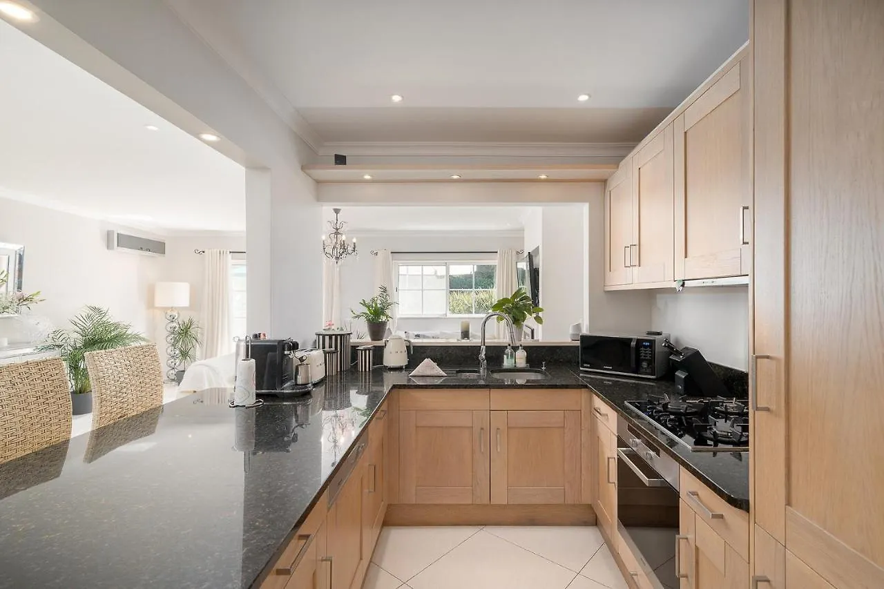 Luxury Townhouse In Gated Resort, Palmyra Vila Sol Quarteira 0*,